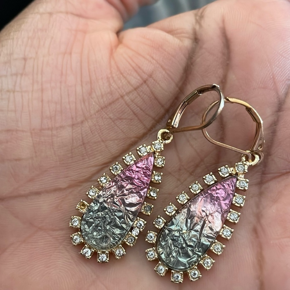 Elegant Gold and Pink Crystal Drop Earrings